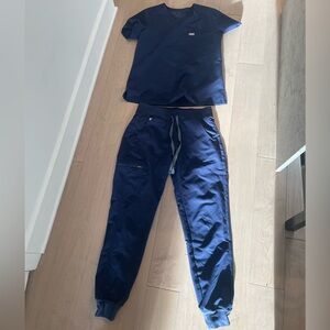 Figs Navy SET (top and bottom)